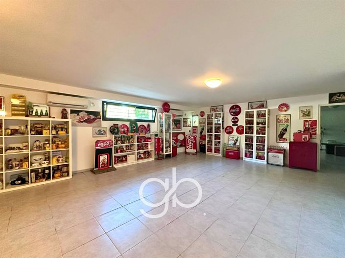 Image No.21-5 Bed House for sale