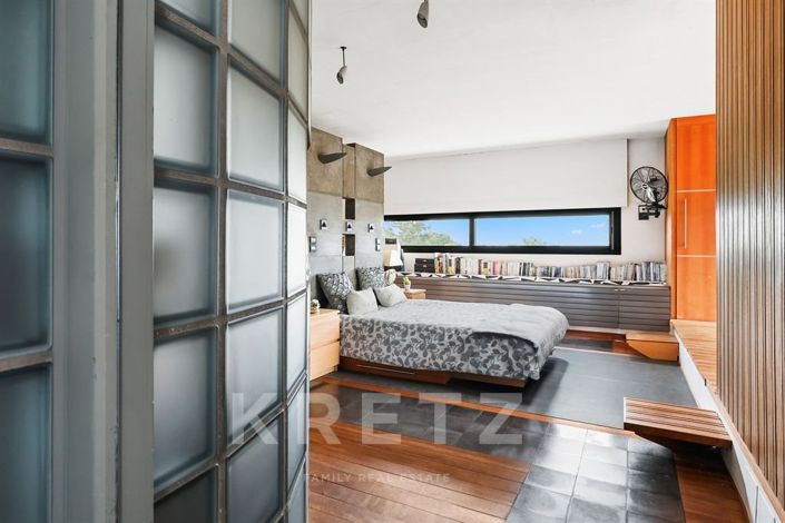 Image No.12-3 Bed House for sale