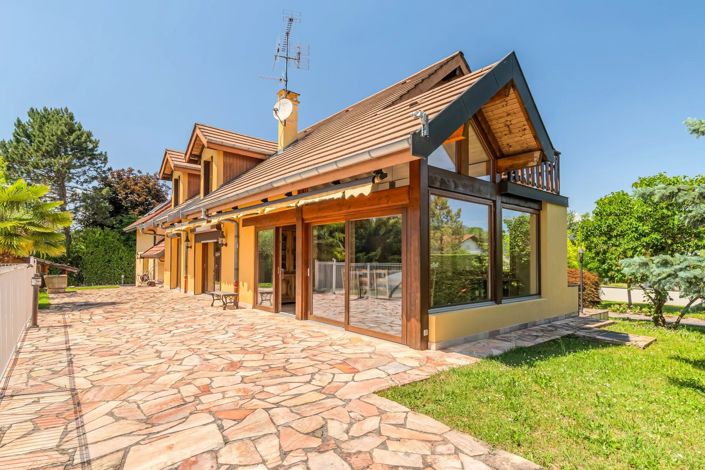 Image No.5-5 Bed House for sale