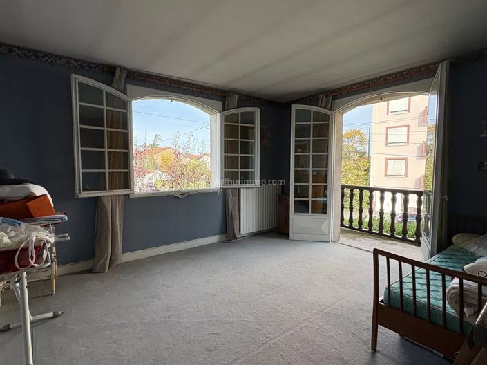 Image No.14-3 Bed House for sale