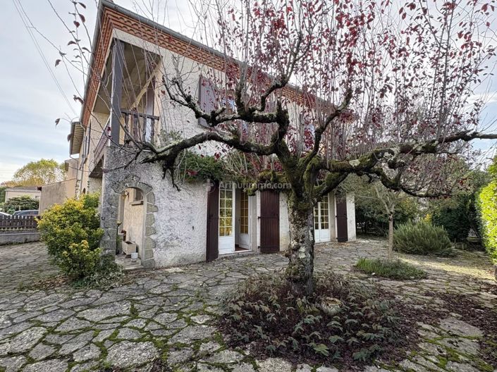 Image No.18-3 Bed House for sale