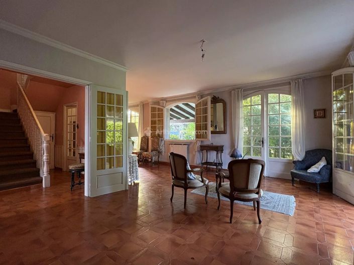 Image No.4-3 Bed House for sale