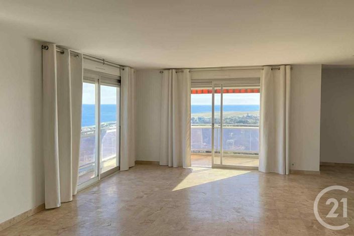 Image No.10-3 Bed Apartment for sale