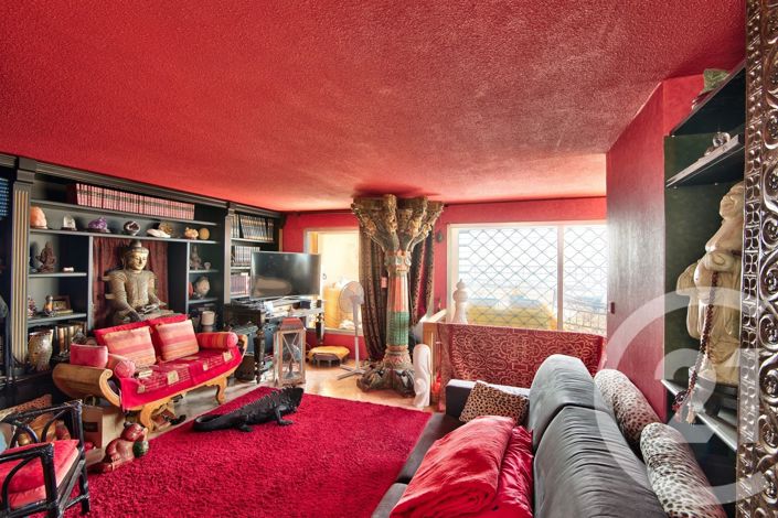 Image No.18-3 Bed Apartment for sale