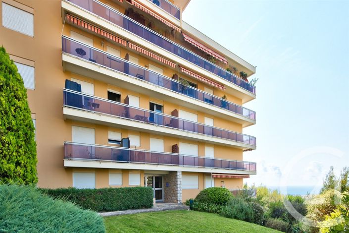 Image No.19-3 Bed Apartment for sale