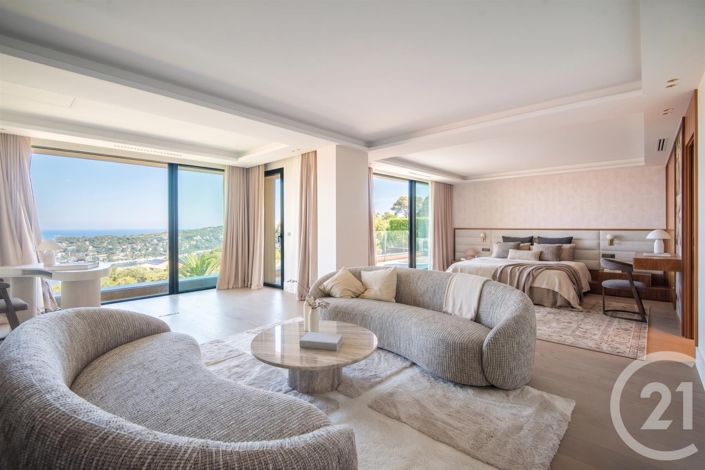 Image No.17-7 Bed House for sale