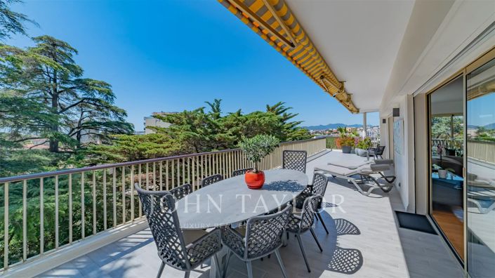Image No.5-3 Bed Apartment for sale