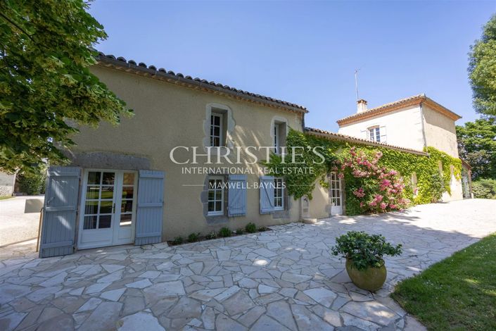 Image No.19-15 Bed House for sale