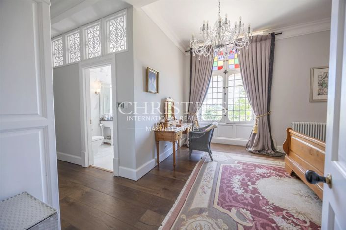 Image No.18-5 Bed House for sale