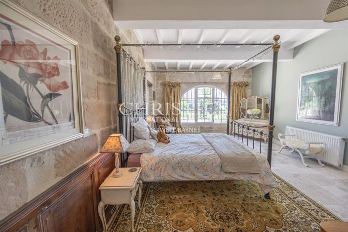 Image No.20-5 Bed House for sale