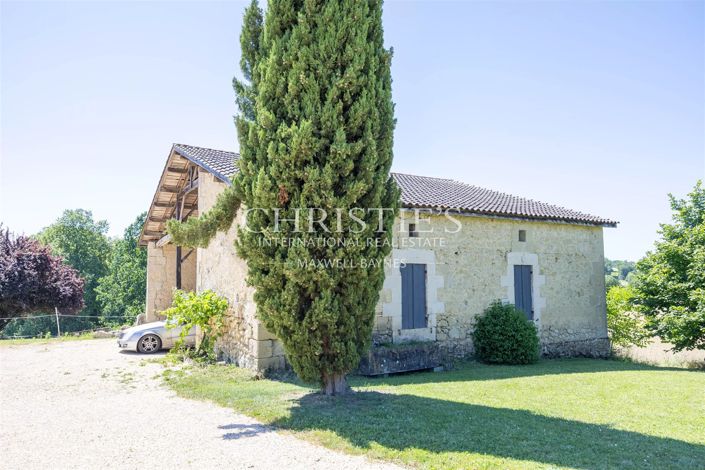 Image No.22-5 Bed House for sale