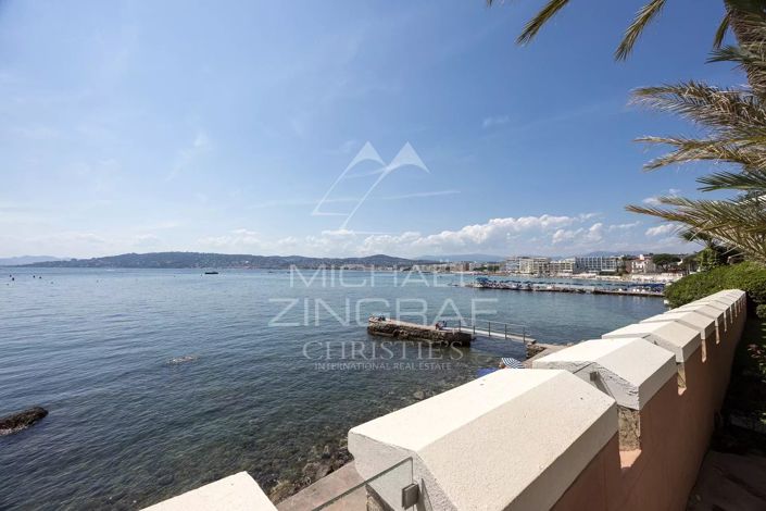 Image No.31-8 Bed House for sale