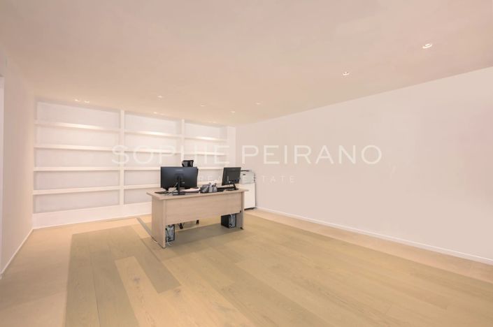 Image No.14-5 Bed House for sale