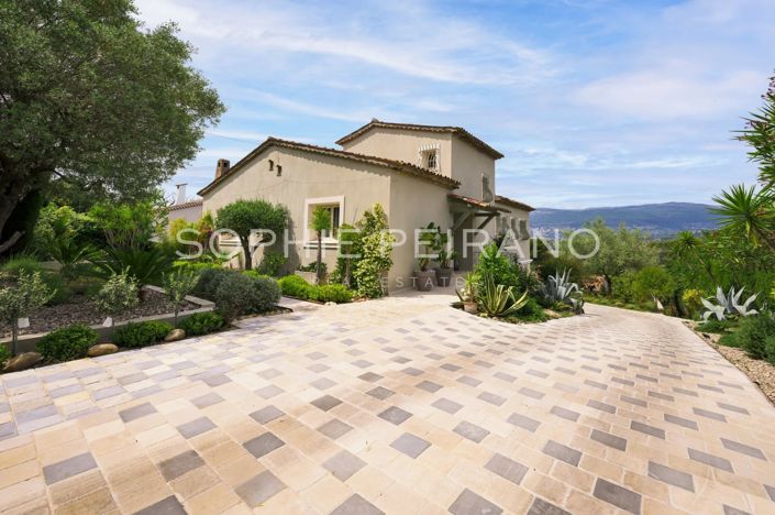 Image No.17-5 Bed House for sale