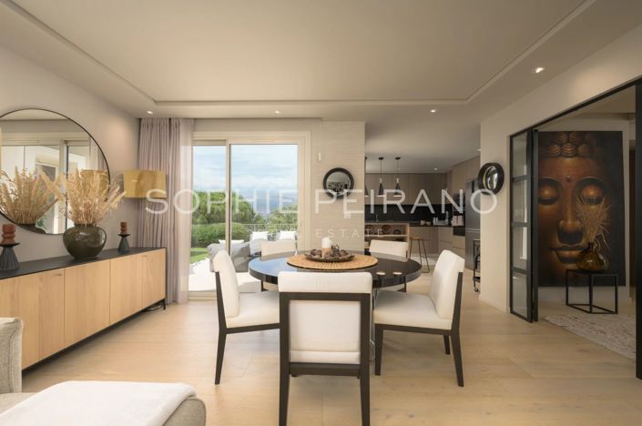 Image No.6-5 Bed House for sale