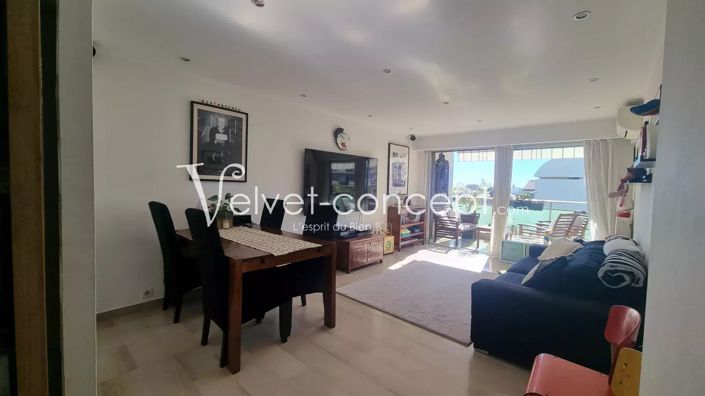 Image No.2-Appartement de 2 chambres à vendre à Cannes