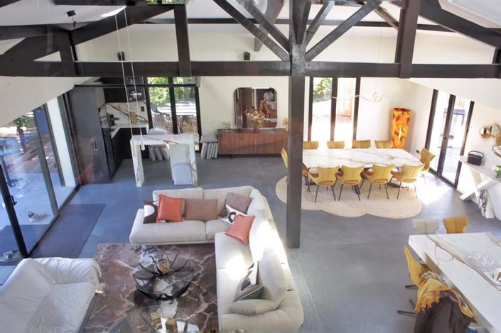 Image No.11-5 Bed House for sale