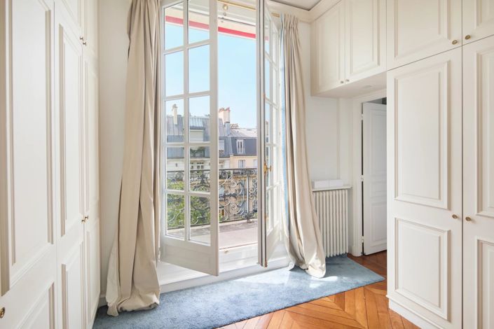 Image No.4-Appartement de 6 chambres à vendre à Paris