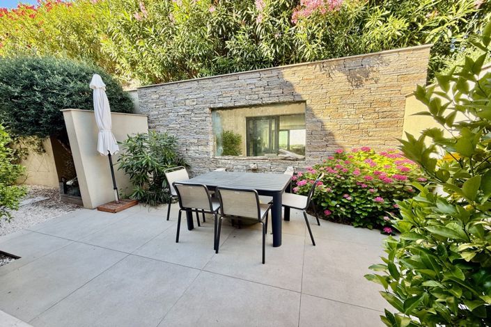 Image No.9-4 Bed House for sale