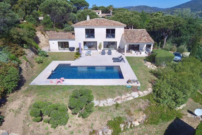 Image No.6-4 Bed House for sale