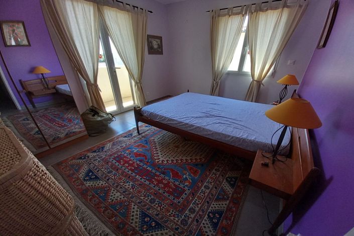 Image No.11-4 Bed House for sale