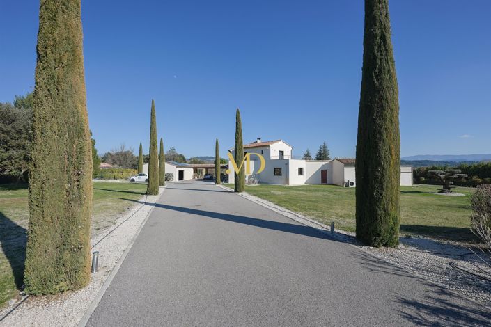 Image No.24-4 Bed House for sale
