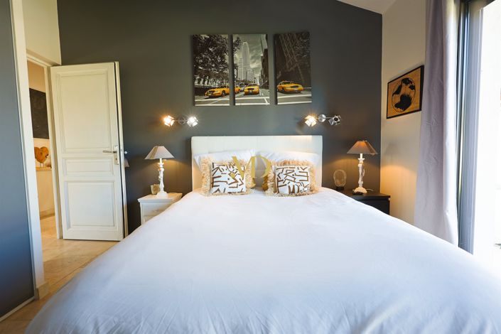 Image No.32-4 Bed House for sale