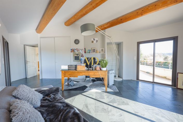 Image No.37-4 Bed House for sale