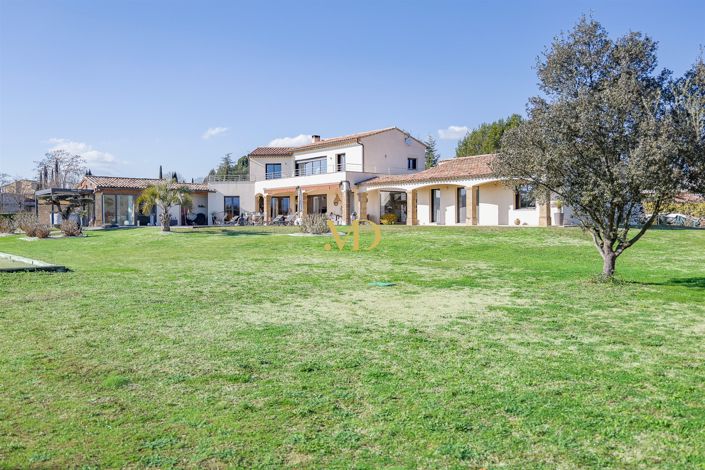 Image No.6-4 Bed House for sale