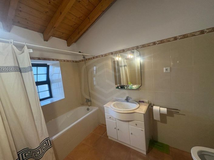 Image No.16-2 Bed House for sale