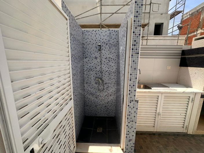 Image No.19-4 Bed House for sale