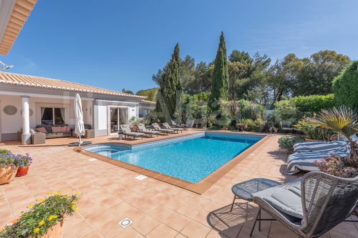 Image No.15-5 Bed House for sale