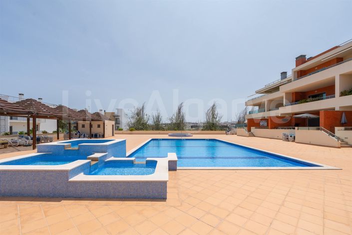Image No.32-2 Bed Apartment for sale