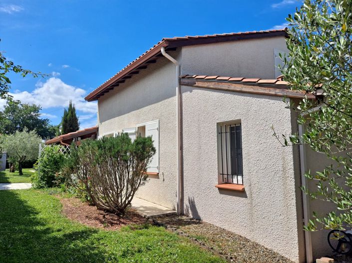 Image No.19-4 Bed House for sale