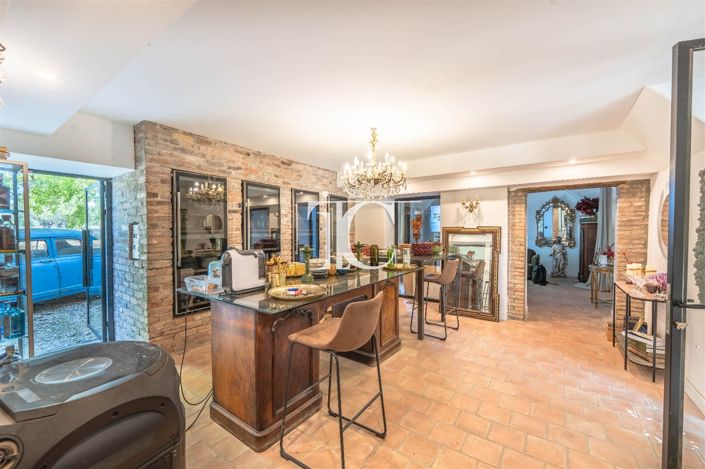 Image No.13-6 Bed House for sale
