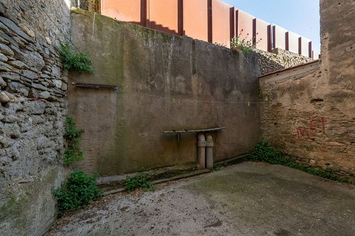 Image No.17-2 Bed House for sale