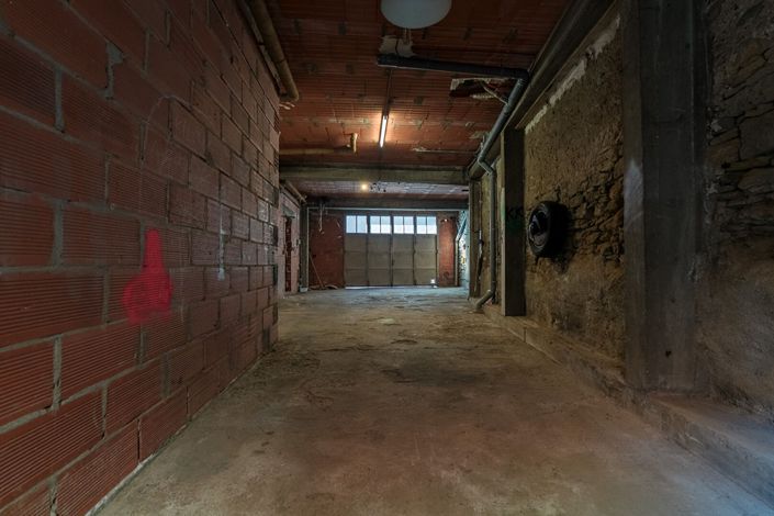 Image No.18-2 Bed House for sale