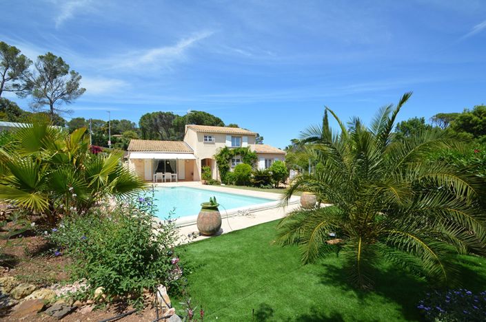 Image No.15-4 Bed House for sale