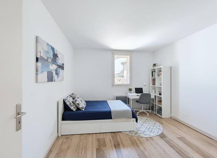 Image No.8-3 Bed Apartment for sale