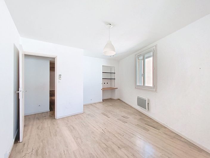 Image No.9-3 Bed Apartment for sale