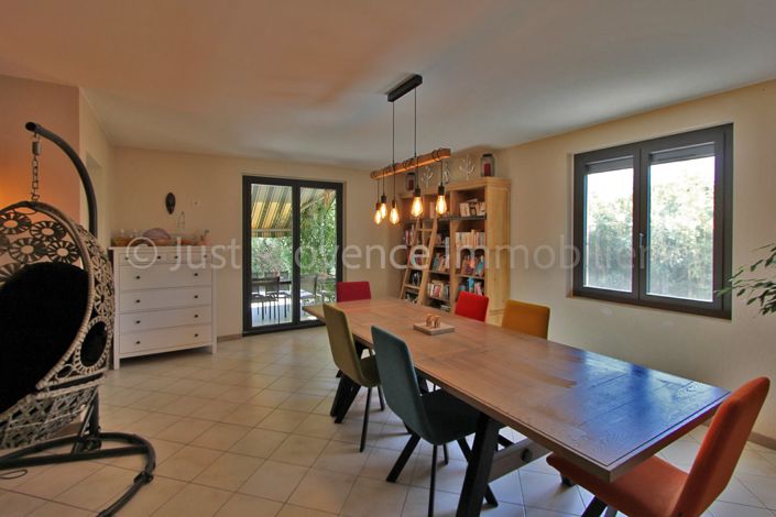 Image No.7-3 Bed House for sale