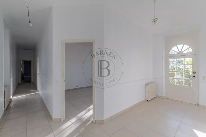 Image No.14-4 Bed House for sale