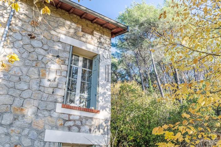 Image No.20-4 Bed House for sale