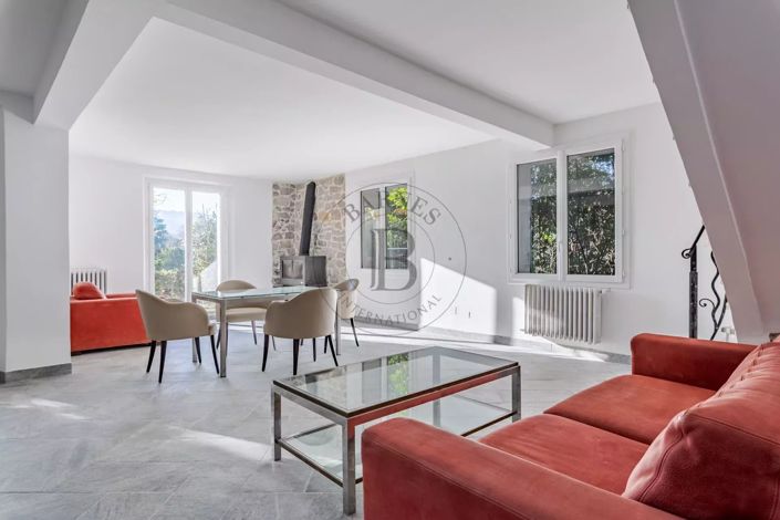 Image No.4-4 Bed House for sale