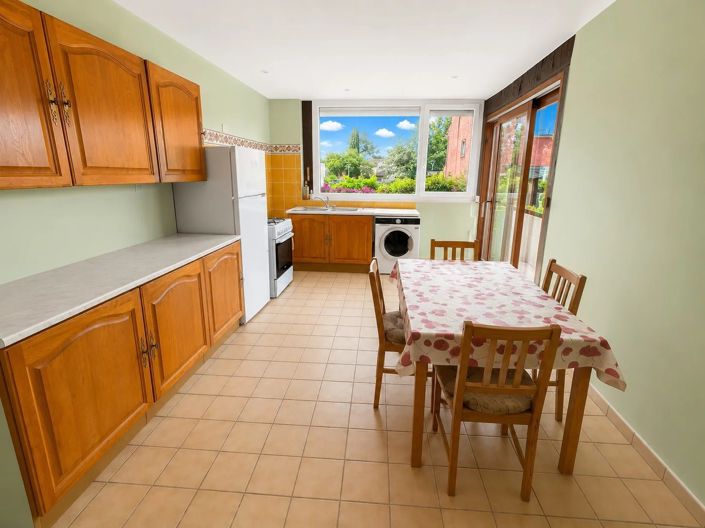 Image No.7-3 Bed House for sale