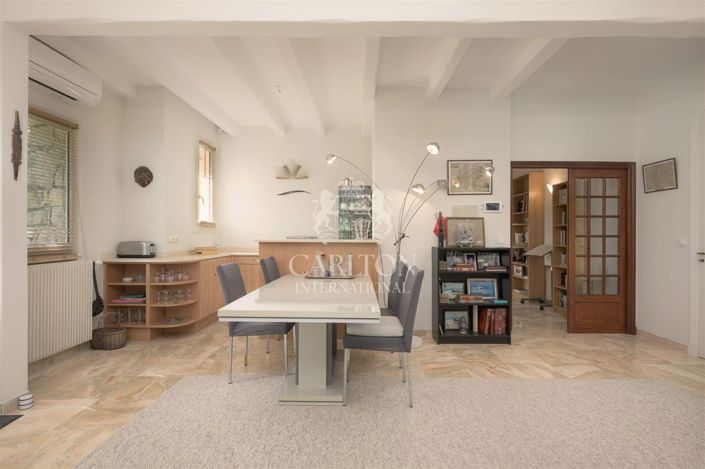 Image No.17-11 Bed House for sale