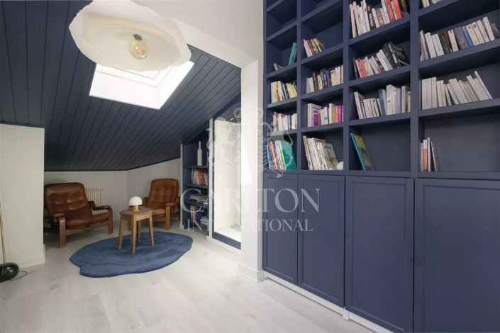 Image No.19-11 Bed House for sale