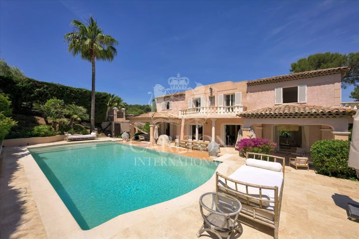 Image No.2-4 Bed House for sale