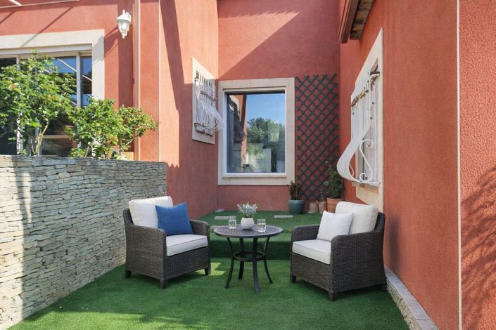 Image No.8-4 Bed House for sale