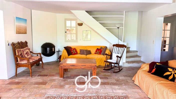 Image No.17-5 Bed House for sale